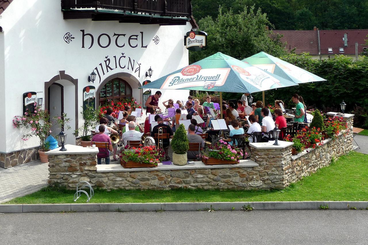 Hotel Jiřičná Sušice Exteriér fotografie
