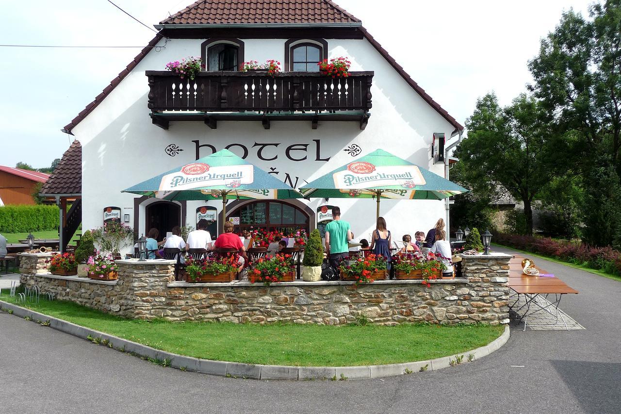 Hotel Jiřičná Sušice Exteriér fotografie