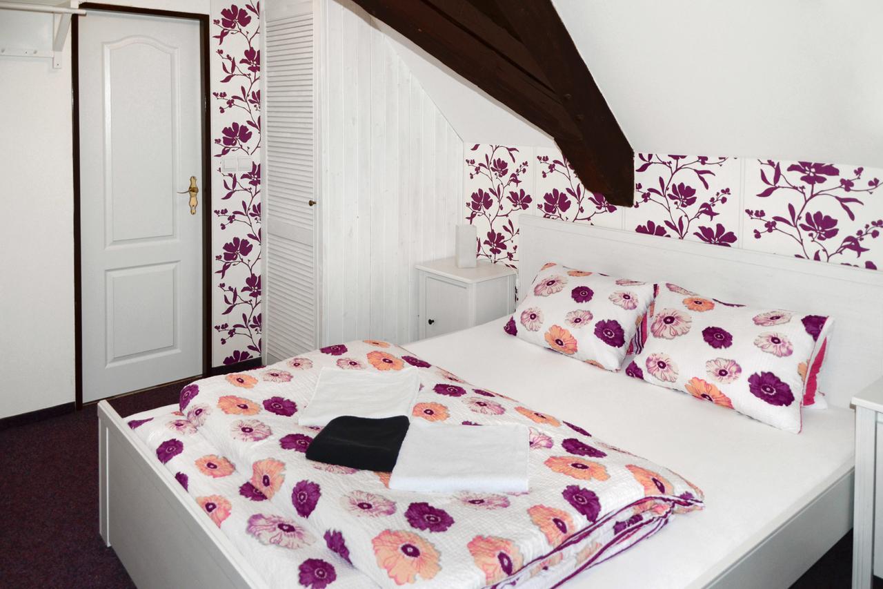 Hotel Jiřičná Sušice Exteriér fotografie